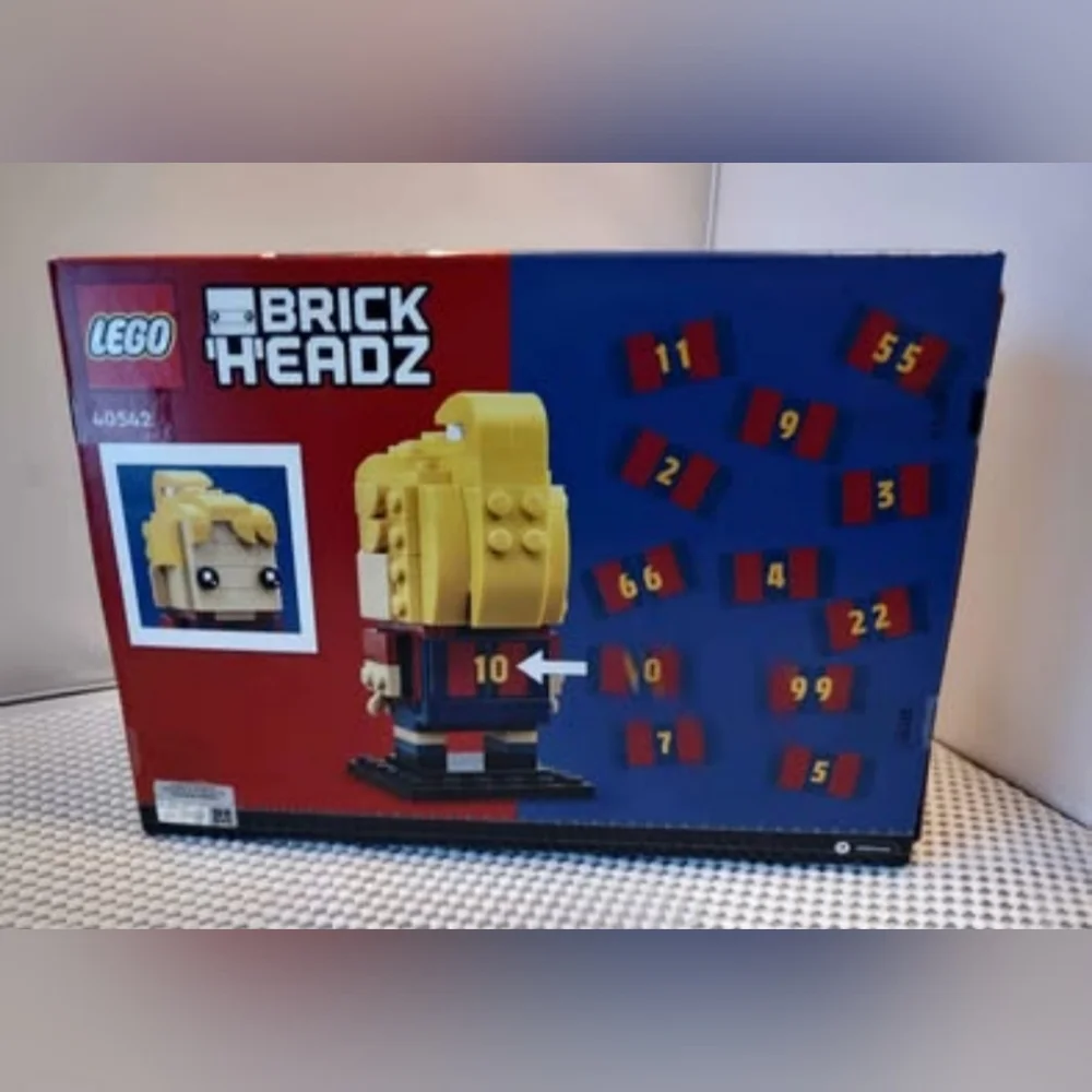 Lego Brick Headz 40542FC Barcelona Go Brick Me NWT Building Toy Set